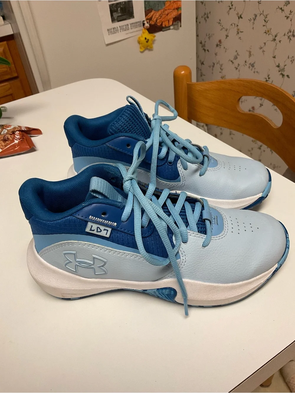 Under Armour Lockdown 7 Basketball Sneakers